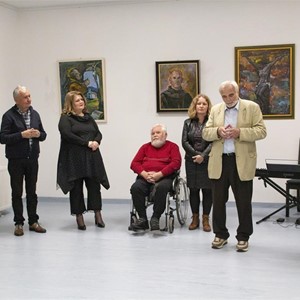 Otvorena izložba „Hrvatski sveci i blaženici u našem narodu“ oca i kćeri Mareković u Sesvetama